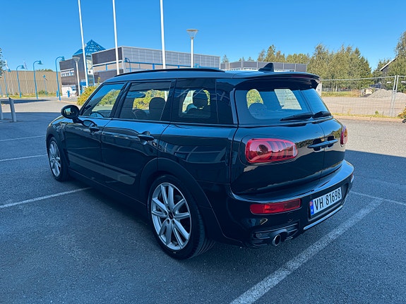 MINI Clubman Cooper D 5 of 23