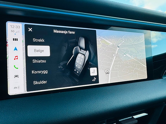 Porsche Macan 11 of 30