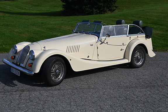 Morgan Plus 4 23 of 29