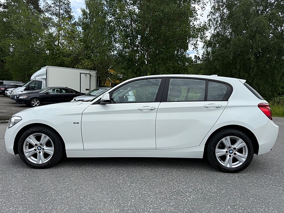 BMW 114D 2014 photo 2