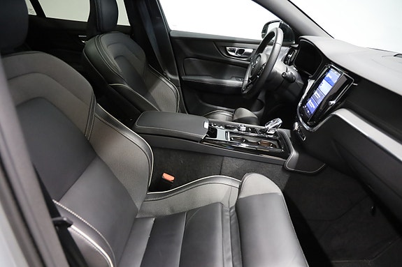 Volvo V60 12 of 17