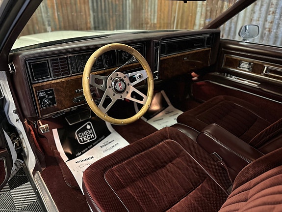 Oldsmobile 23 of 30