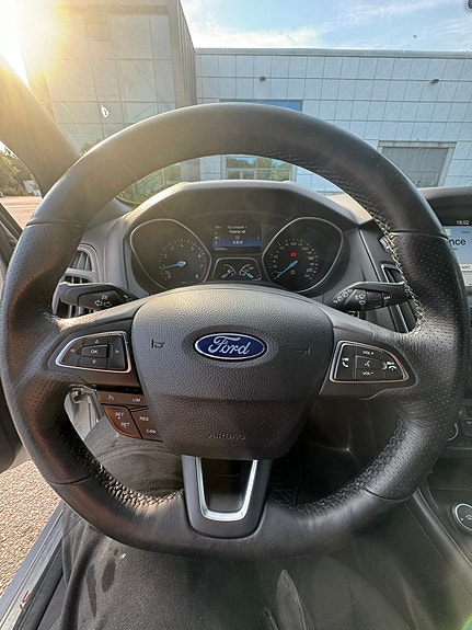 Ford Focus 15 of 30