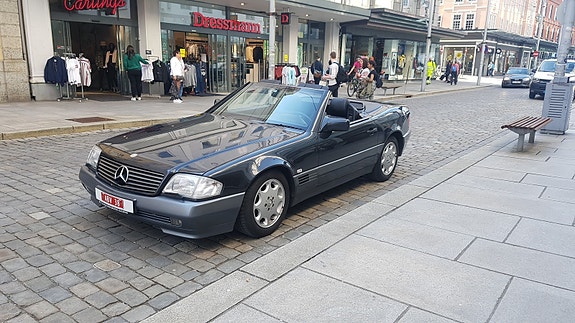 Mercedes-Benz SL300 26 of 26