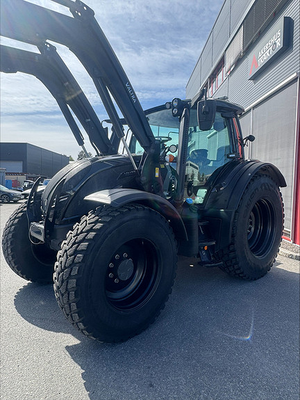 Valtra N174D GPS klargjort 2022, kr 1 329 000,-