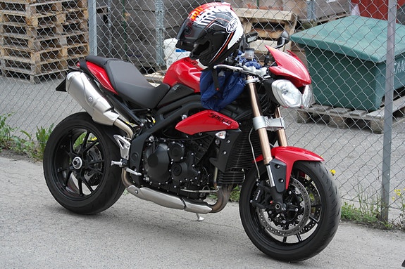 Triumph Speed Triple 1050 6 of 6