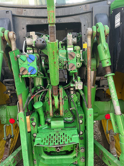 John Deere 6125R 50 Km/t, laster, fronthydraulikk og pto 2013, kr 629 000,-