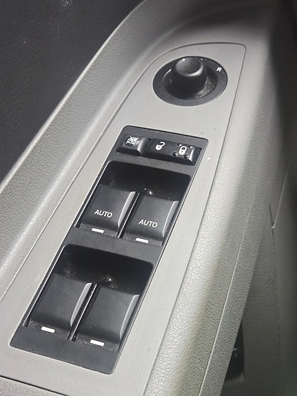 Chrysler 300C 11 of 30
