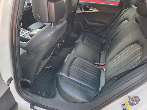 Audi A6 allroad 4 of 5
