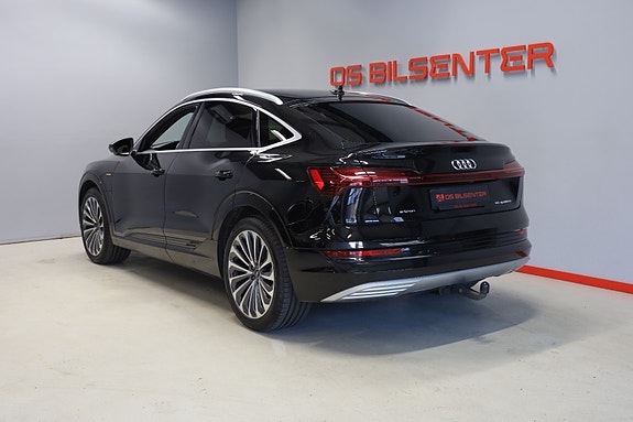 Audi e-tron Sportback 3 of 10
