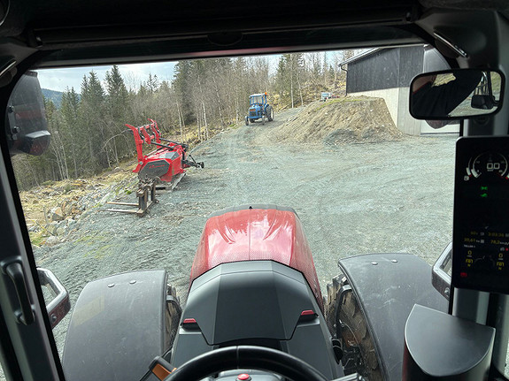 Valtra Q305 2023, kr 2 249 000,-