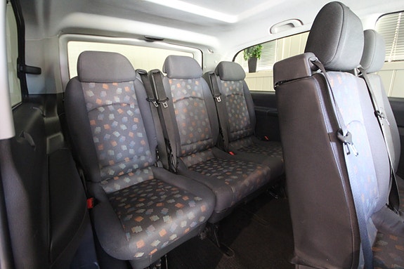 Mercedes-Benz Vito 113 13 of 23