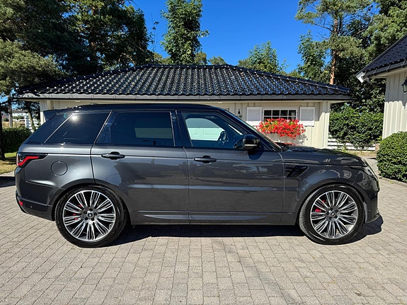 Land Rover Range Rover Sport 4 of 23