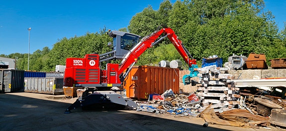 Fuchs batteri-elektrisk materialhåndterings maskin.