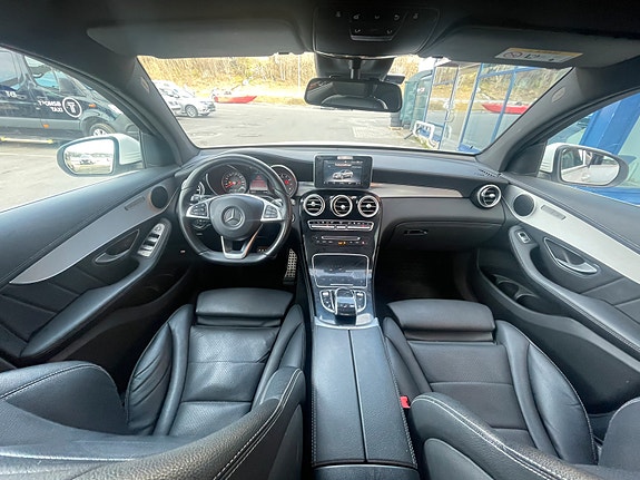 Mercedes-Benz GLC350 e 12 of 12