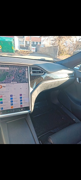Tesla Model S 2 of 13