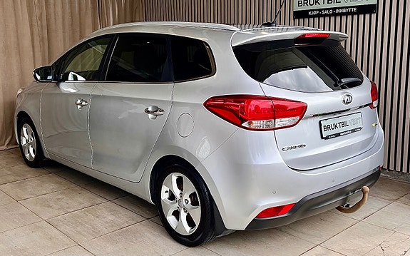 Kia Carens 4 of 5
