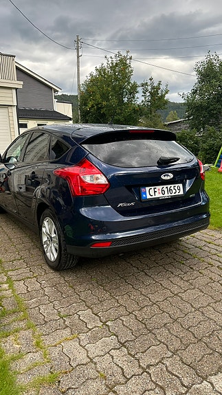 Ford Focus 4 of 5