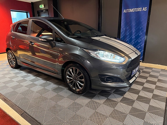 Ford Fiesta 2 of 5