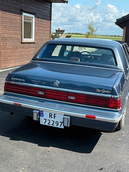 Chrysler New Yorker 3 of 23