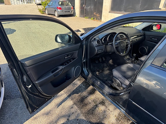 Mazda 3 9 of 22