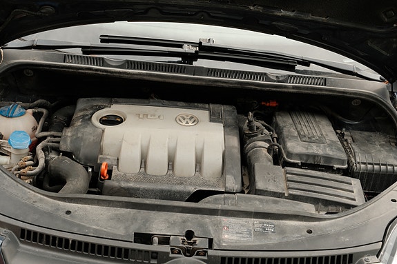 Volkswagen Golf Plus 10 of 10