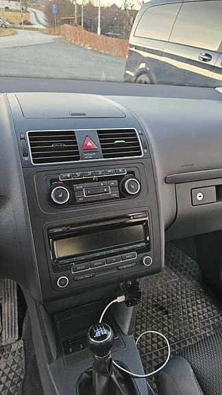Volkswagen Touran 11 of 22
