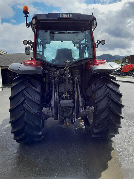 Valtra A115 2024, kr 999 000,-