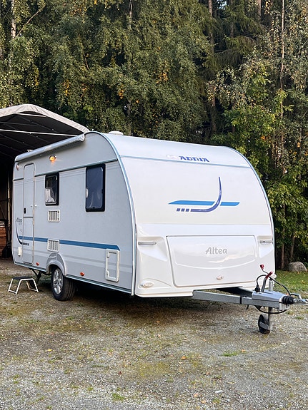 Adria Altea 432PX 2 of 19