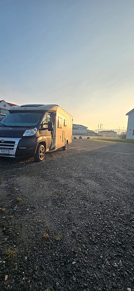 Bürstner 660 moonlight nexxo - solpanel - Gulvvarme- nye seter stort kjøleskap 4 of 30