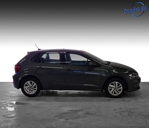 Volkswagen Polo 5 of 23