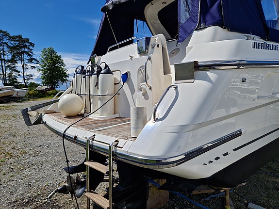 Fairline 37 Targa 3 of 5