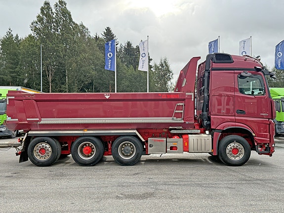 Mercedes-Benz Arocs 3258LK Zetterbergs tridemtipp, godt utstyrt, se video. 4 of 5