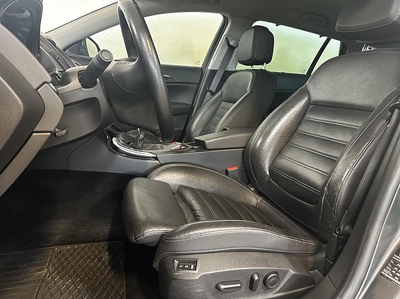 Opel Insignia 12 of 19