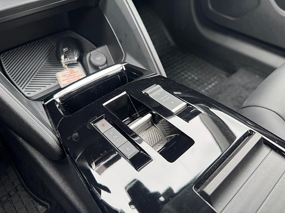 Citroen E-C4 X 23 of 30