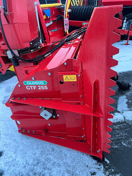 Globus GTF 255 med hyd. kantvinge