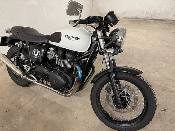 Triumph Thruxton 900 ACE Special Edition 2 of 6