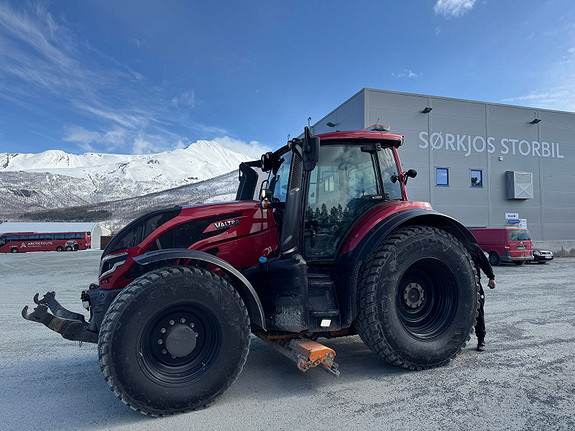 Valtra T235 2022, kr 1 960 000,-