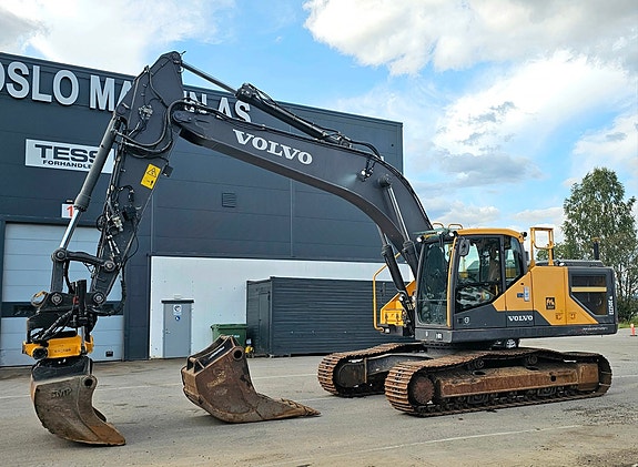 Volvo EC250 ENL, 2015 Mod, GPS, Rototilt, 2 Skuffer, Ny sertifisering.