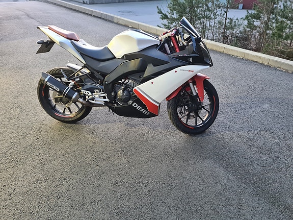 Derbi GPR 125 Race 10 of 13