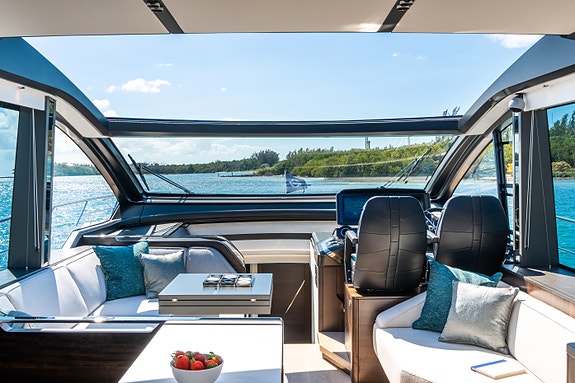 Sunseeker Predator 65 15 of 24