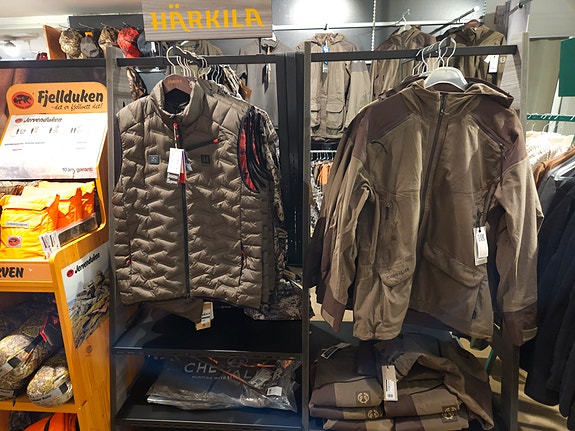 Bilder fra vår avdeling for jakttøy.