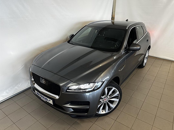 Jaguar F-PACE 4 of 28