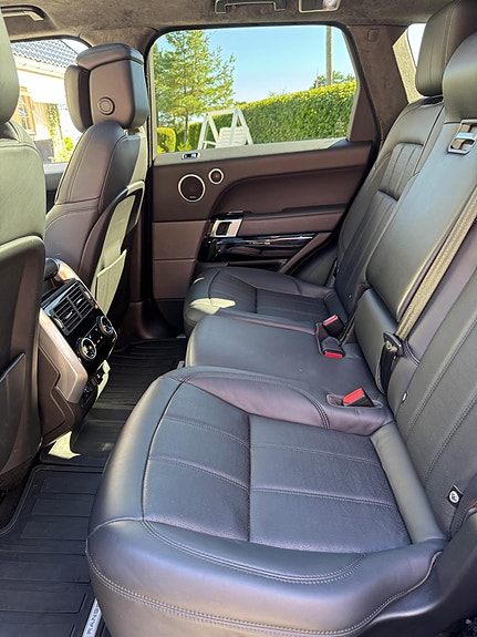 Land Rover Range Rover Sport 15 of 23