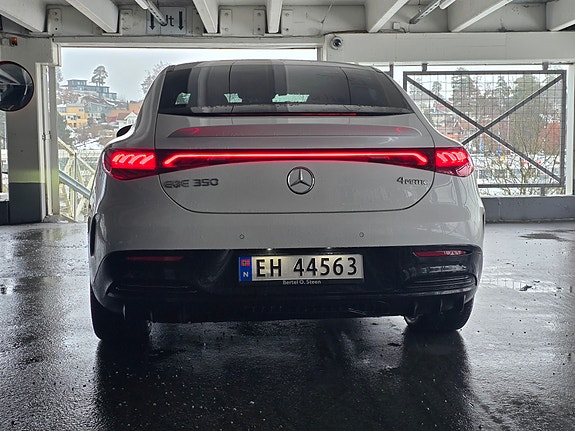 Mercedes-Benz EQE350 4 of 15