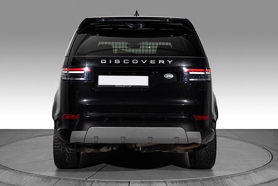 Land Rover Discovery 3 of 12