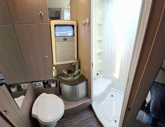 Adria Matrix Supreme SL 8 of 16