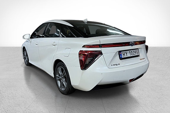 Toyota Mirai 6 of 13