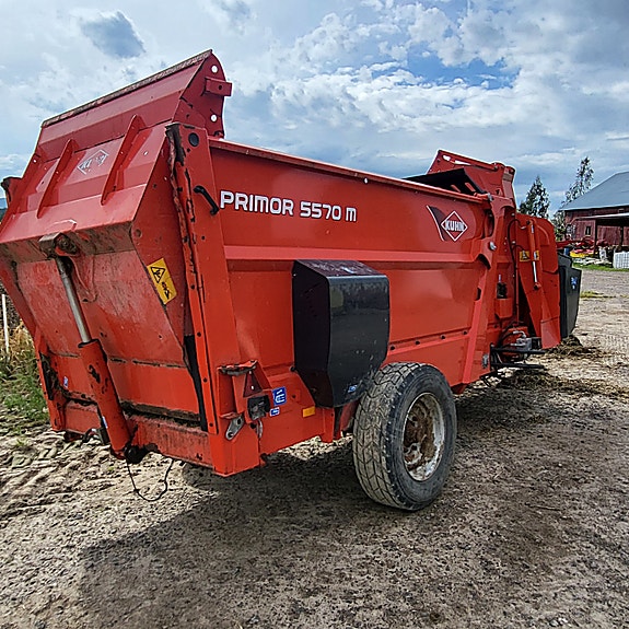 Kuhn Primor 5570M m/kraftforbeholder