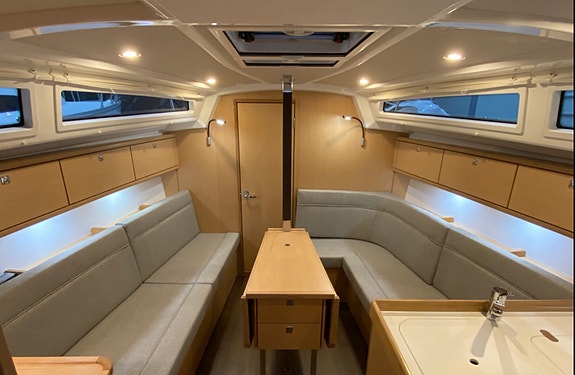 Bavaria 34 Cruiser STYLE 2020 - Én eier - Meget velholdt - Klar for sesongen 4 of 5